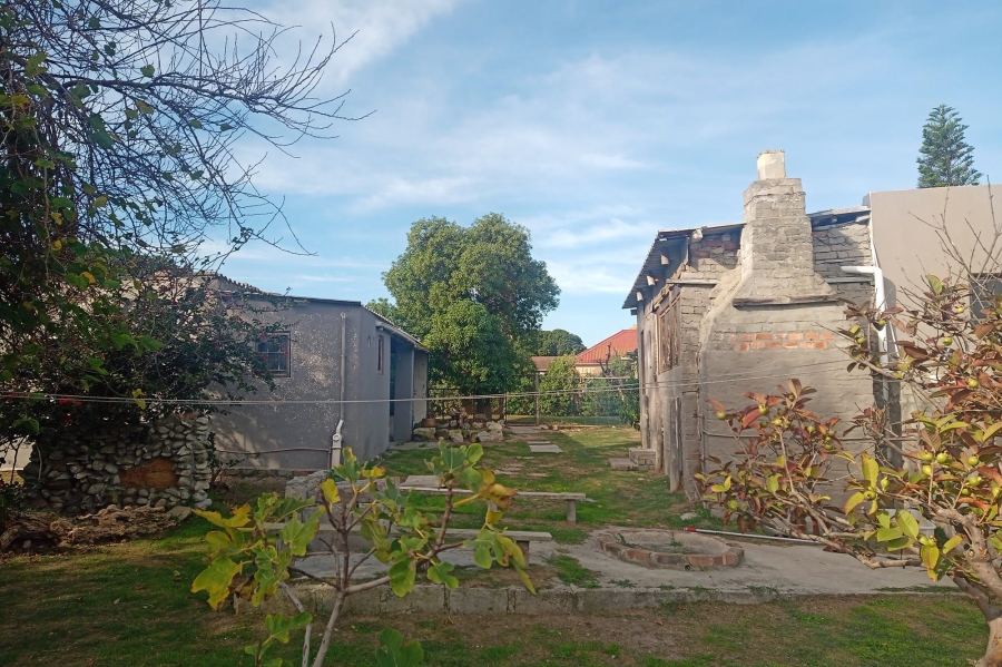 2 Bedroom Property for Sale in Gansbaai Central Western Cape